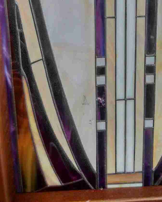 2. разбито фиолетовое стекло